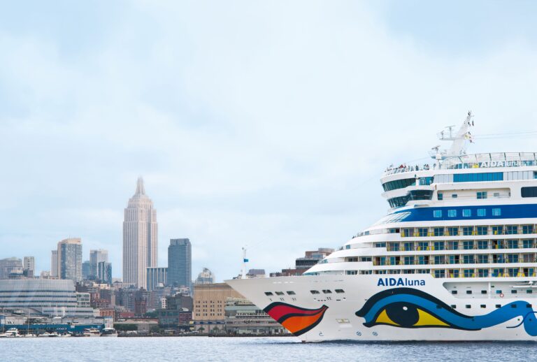 Mit AIDAluna 2028 von der Karibik über den Mississippi und New York bis nach Kiel!